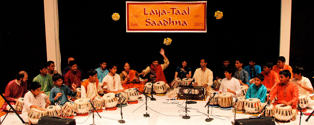 Guruji performs with students at Laya Taal Saadhna 2011